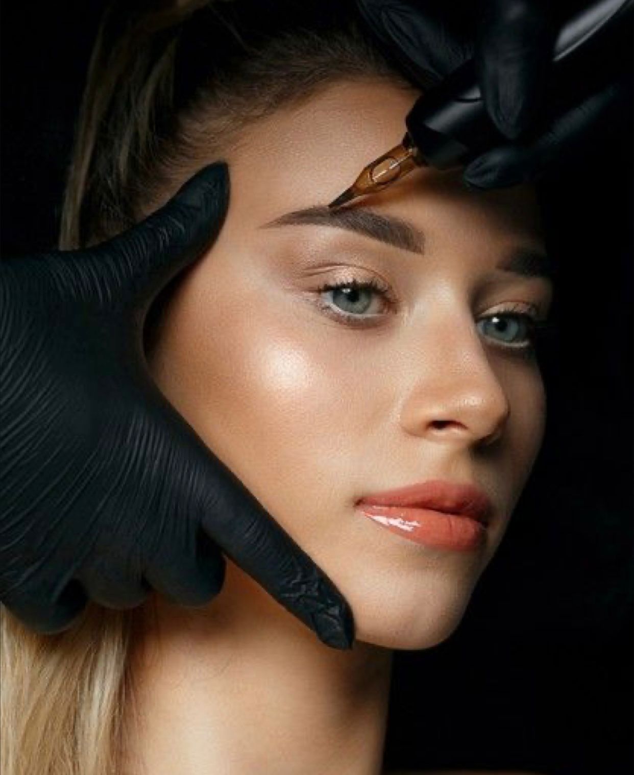 CURSO DE MICROPIGMENTACIÓN DE CEJAS